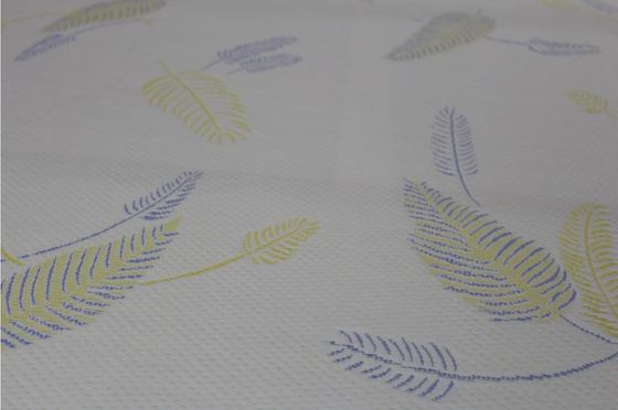 RoHS Anti Tear Polyester Jacquard Mattress Fabric Dengan Pola Daun