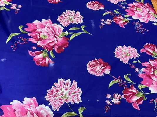 Bukti Debu Kain Triko Poliester Biru 100g / M2 Dengan Pencetakan Peony Merah