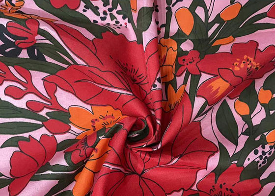 100% Polyester Warp Rajutan Kasur Quilting Fabric 110gsm 100T