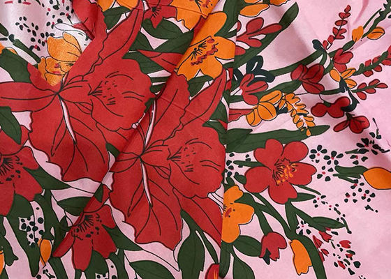 100% Polyester Warp Rajutan Kasur Quilting Fabric 110gsm 100T