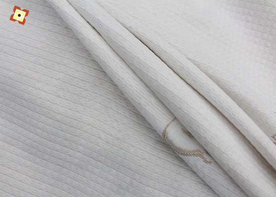 Off White Rajutan Jacquard Mattress Quilting Fabric Pongee Type Textile Spot