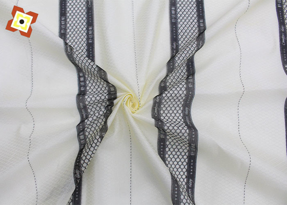 Polyester Pengji Mattress Protector Fabric Warna Dicetak Rajutan Warp